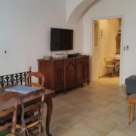 Independant * Бастия